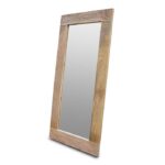 آینه با قاب چوبی