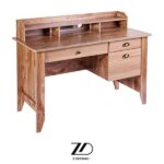 میز تحریر مارگارت