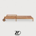 تخت کنار استخر شقایق