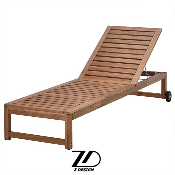 تخت کنار استخر چوبی صدف