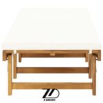 تخت کنار استخر مرجان