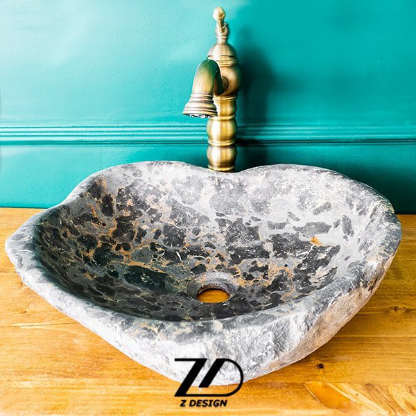 روشویی سنگی کوچک