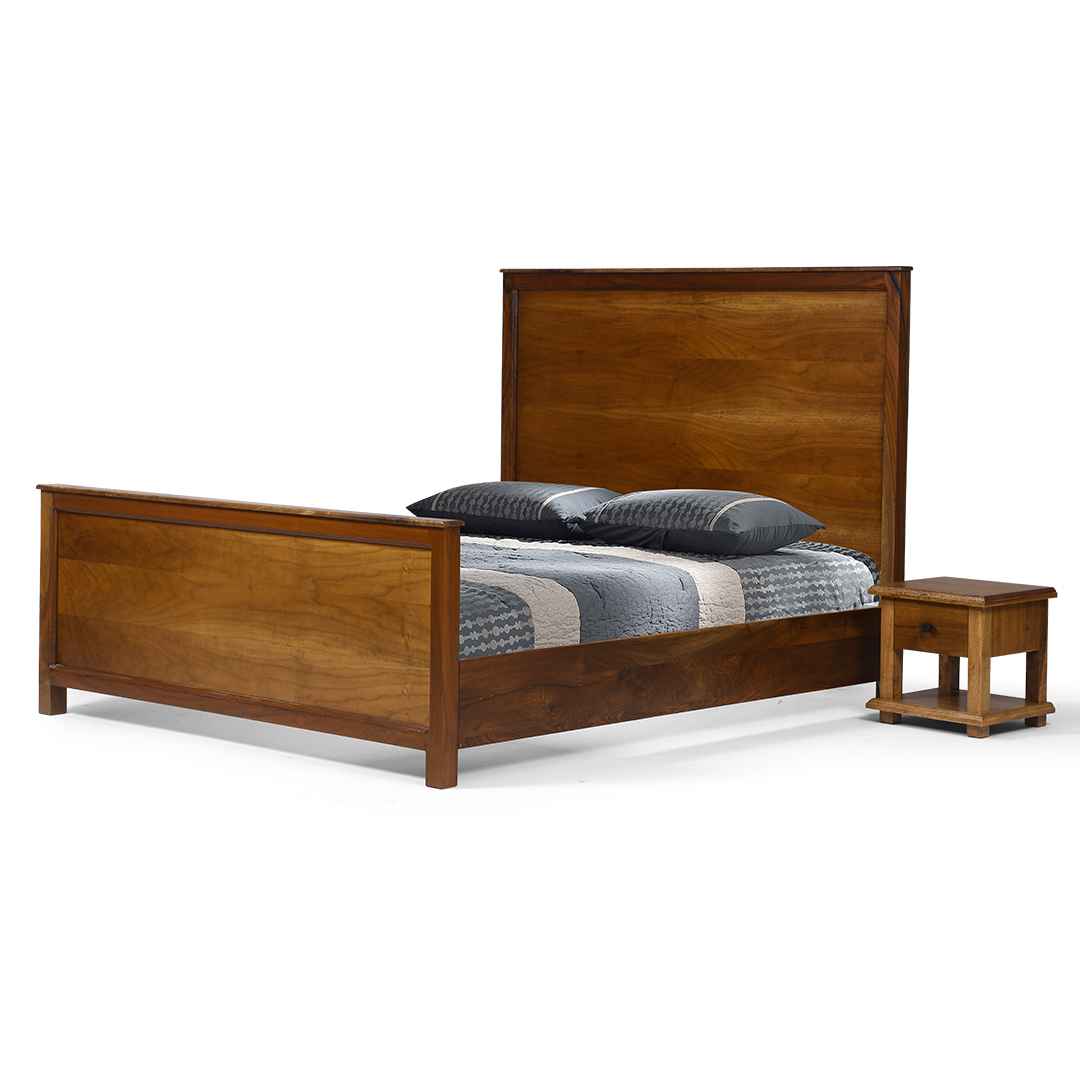 تخت خواب چوبی شیوا