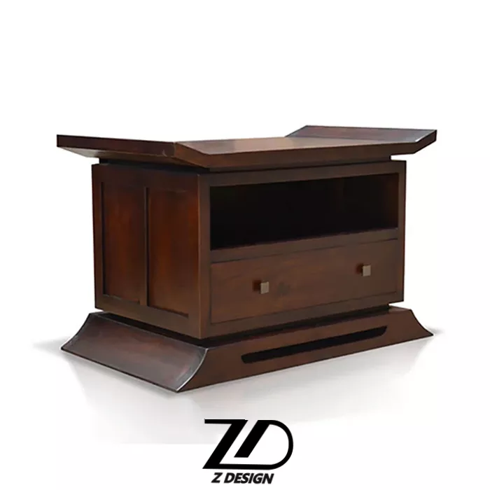 کنار تختی چوبی آنی