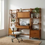 میز تحریر و کتابخانه مدرن